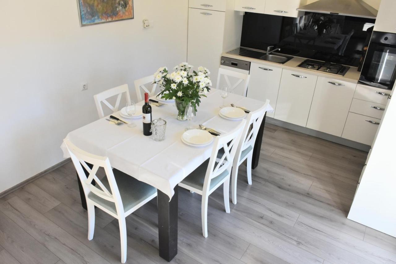 Villa Marie With Pool, Two Bedrooms For 4+2Kids Cavoglave Eksteriør billede