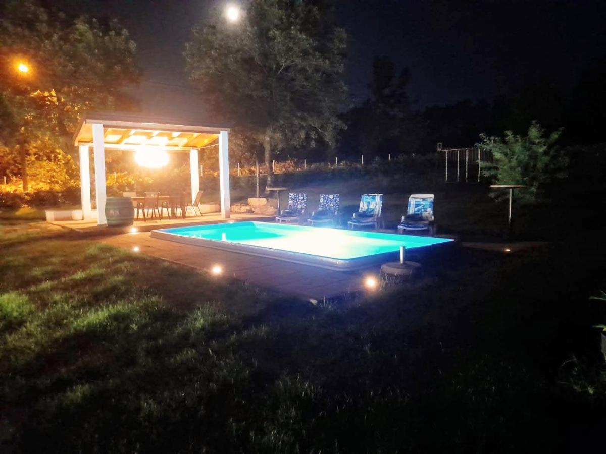 Villa Marie With Pool, Two Bedrooms For 4+2Kids Cavoglave Eksteriør billede